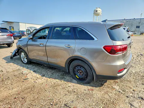 2019 KIA Sorento VIN 5XYPG4A39KG438376 фото 2