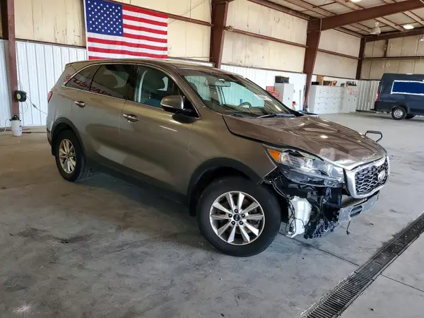 5XYPG4A36KG454616 — 2019 Kia Sorento, фото 4 с аукциона Copart 24.09.2026, Передняя часть