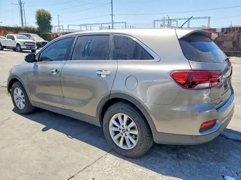 5XYPG4A50KG467203 — 2019 Kia Sorento, фото 2 с аукциона Copart 14.10.2026, Вандализм