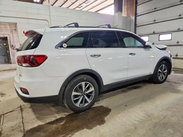 5XYPHDA51KG509570 — 2019 Kia Sorento, фото 3 с аукциона Copart, Передняя часть