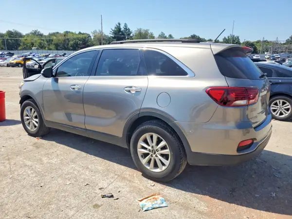 5XYPG4A38KG455475 — 2019 Kia Sorento, фото 2 с аукциона Copart, Передняя часть