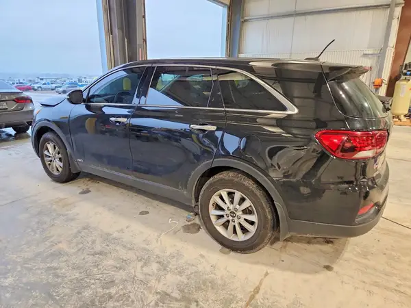 5XYPGDA38KG549498 — 2019 Kia Sorento, фото 2 с аукциона Copart 06.10.2026, Передняя часть