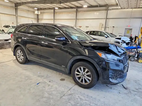 5XYPGDA38KG549498 — 2019 Kia Sorento, фото 4 с аукциона Copart 06.10.2026, Передняя часть