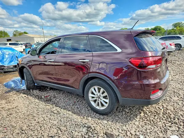 5XYPG4A59KG484095 — 2019 Kia Sorento, фото 2 с аукциона Copart 05.10.2026, Задняя часть