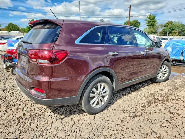 5XYPG4A59KG484095 — 2019 Kia Sorento, фото 3 с аукциона Copart 05.10.2026, Задняя часть