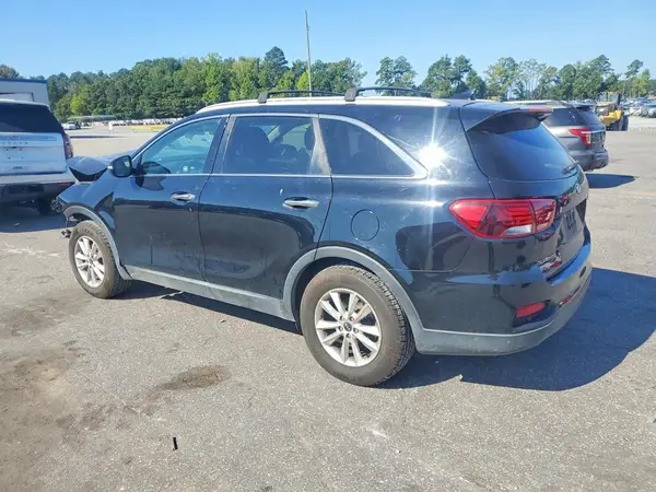 5XYPG4A36KG524213 — 2019 Kia Sorento, фото 2 с аукциона Copart, Передняя часть