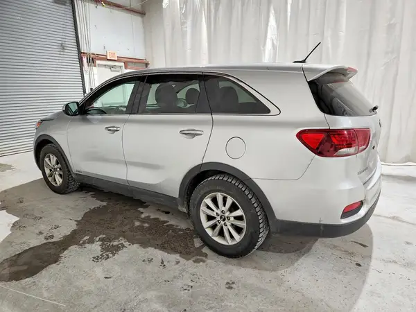 5XYPGDA57KG572756 — 2019 Kia Sorento, фото 2 с аукциона Copart 05.10.2026, Передняя часть