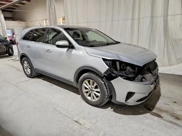 5XYPGDA57KG572756 — 2019 Kia Sorento, фото 4 с аукциона Copart 05.10.2026, Передняя часть
