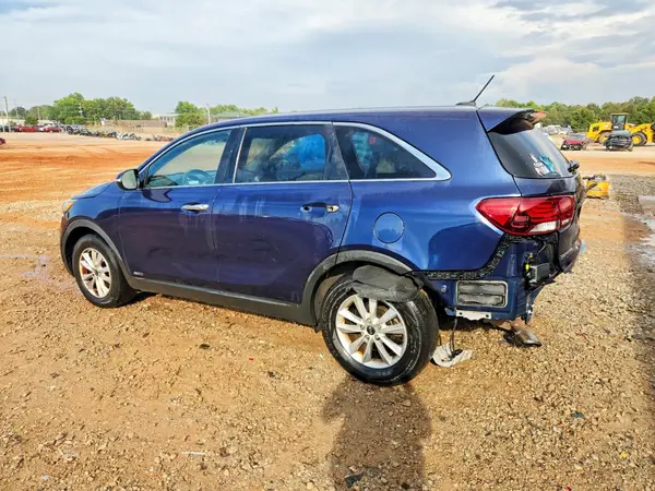 5XYPGDA54KG552741 — 2019 Kia Sorento, фото 2 с аукциона Copart, Задняя часть