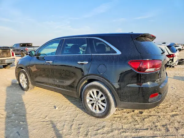 5XYPG4A37KG568155 — 2019 Kia Sorento, фото 2 с аукциона Copart 01.10.2026, Механические повреждения