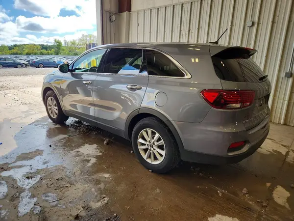 5XYPG4A39KG610695 — 2019 Kia Sorento, фото 2 с аукциона Copart, Повреждения снизу