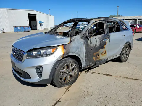 5XYPH4A59KG600926 — 2019 Kia Sorento, Пожар (Burn), фото до ремонта
