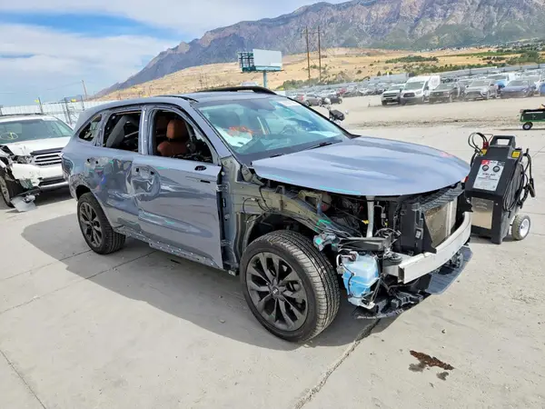2021 KIA SORENTO VIN 5XYRKDLF4MG045029 фото 4