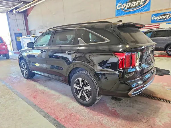 5XYRHDLFXMG062836 — 2021 Kia Sorento, фото 2 с аукциона Copart 05.10.2026, Подтопление