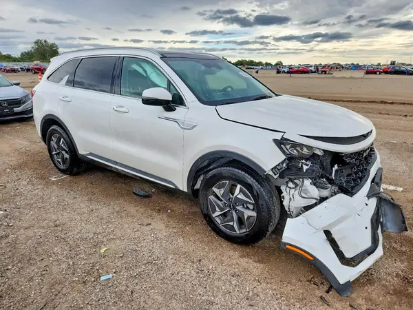 KNDRH4LG3N5117050 — 2022 Kia Sorento, фото 4 с аукциона Copart, Передняя часть
