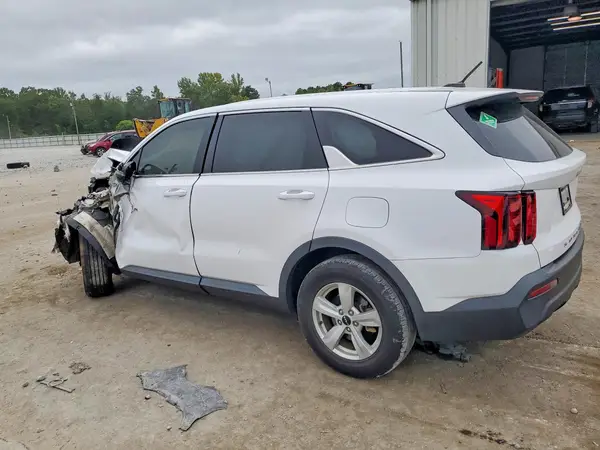 5XYRG4LC5NG099268 — 2022 Kia Sorento, фото 2 с аукциона Copart, Передняя часть
