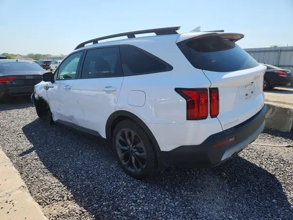 5XYRKDLF6PG237346 — 2023 Kia Sorento, фото 2 с аукциона Copart 13.10.2026, Передняя часть