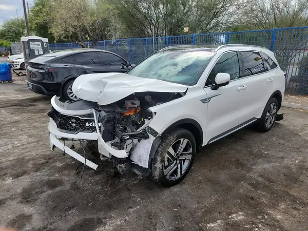 KNDRHDLG3P5134207 — 2023 Kia Sorento, Передняя часть (Front End), фото до ремонта