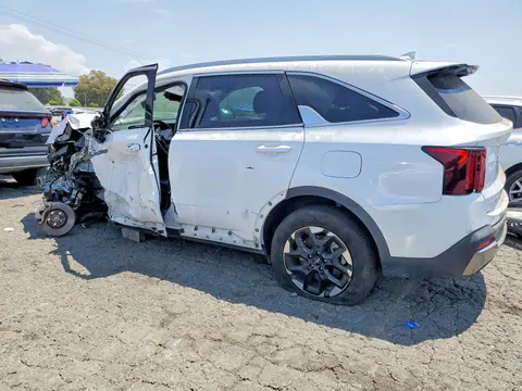 2024 KIA Sorento VIN 5XYRLDJC7RG285818 фото 2