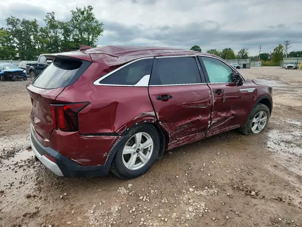 5XYRG4JC6RG305030 — 2024 Kia Sorento, фото 3 с аукциона Copart 28.09.2026, Опрокидывание