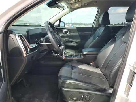 5XYRL4JCXRG277938 — 2024 Kia Sorento, фото 7 с аукциона Copart, Передняя часть