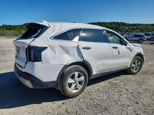 5XYRG4JCXSG361073 — 2025 Kia Sorento, фото 3 с аукциона Copart, Опрокидывание