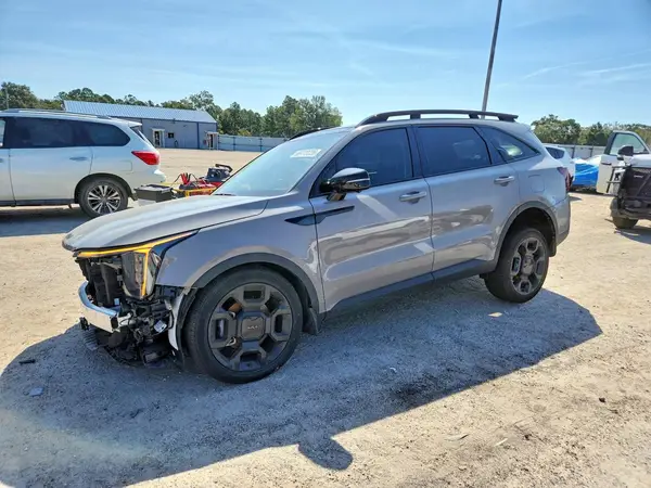 5XYRKDJF3SG388981 — 2025 Kia Sorento, Передняя часть (Front End), фото до ремонта