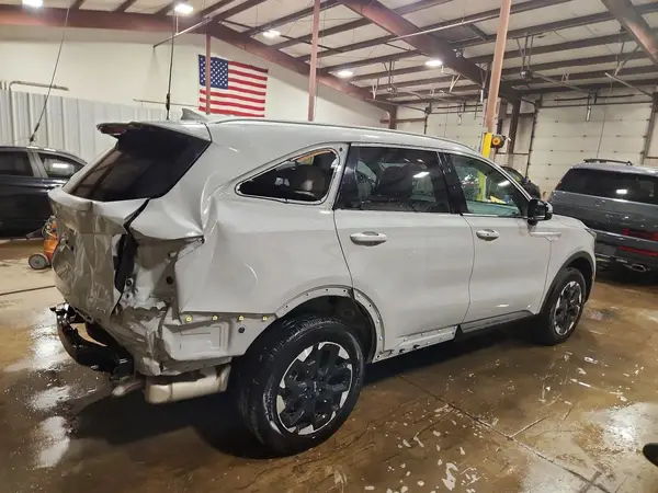 5XYRLDJC1SG312162 — 2025 Kia Sorento, фото 3 с аукциона Copart, Задняя часть