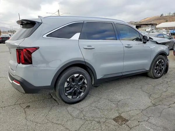 5XYRL4JC4SG360397 — 2025 Kia Sorento, фото 3 с аукциона Copart, Передняя часть