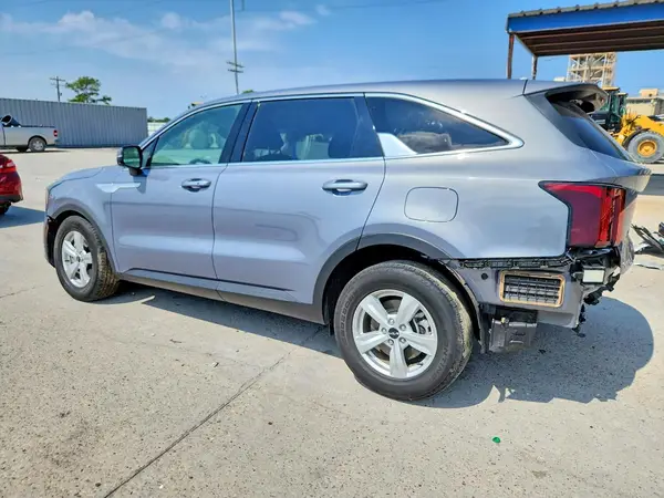 5XYRG4JC5SG374555 — 2025 Kia Sorento, фото 2 с аукциона Copart, Передняя часть