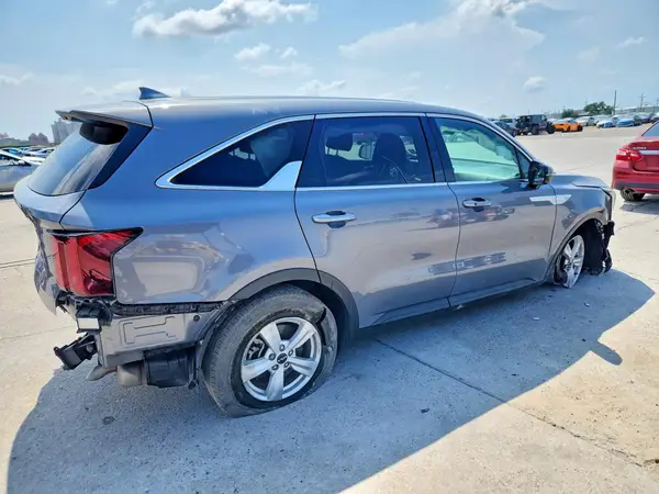 5XYRG4JC5SG374555 — 2025 Kia Sorento, фото 3 с аукциона Copart, Передняя часть