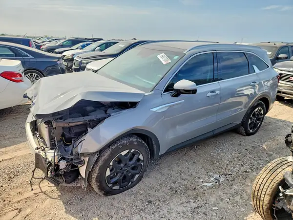 5XYRL4JC6SG351085 — 2025 Kia Sorento, Передняя часть (Front End), фото до ремонта