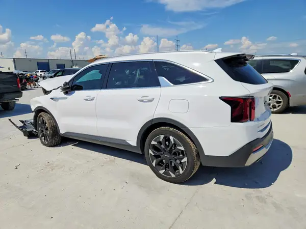 5XYRH4JF1TG417166 — 2026 Kia Sorento, фото 2 с аукциона Copart, Передняя часть