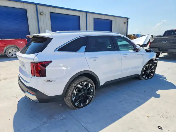 5XYRH4JF1TG417166 — 2026 Kia Sorento, фото 3 с аукциона Copart, Передняя часть