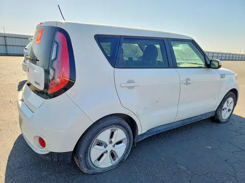 2015 KIA SOUL EV VIN KNDJP3AE4F7002040 фото 3