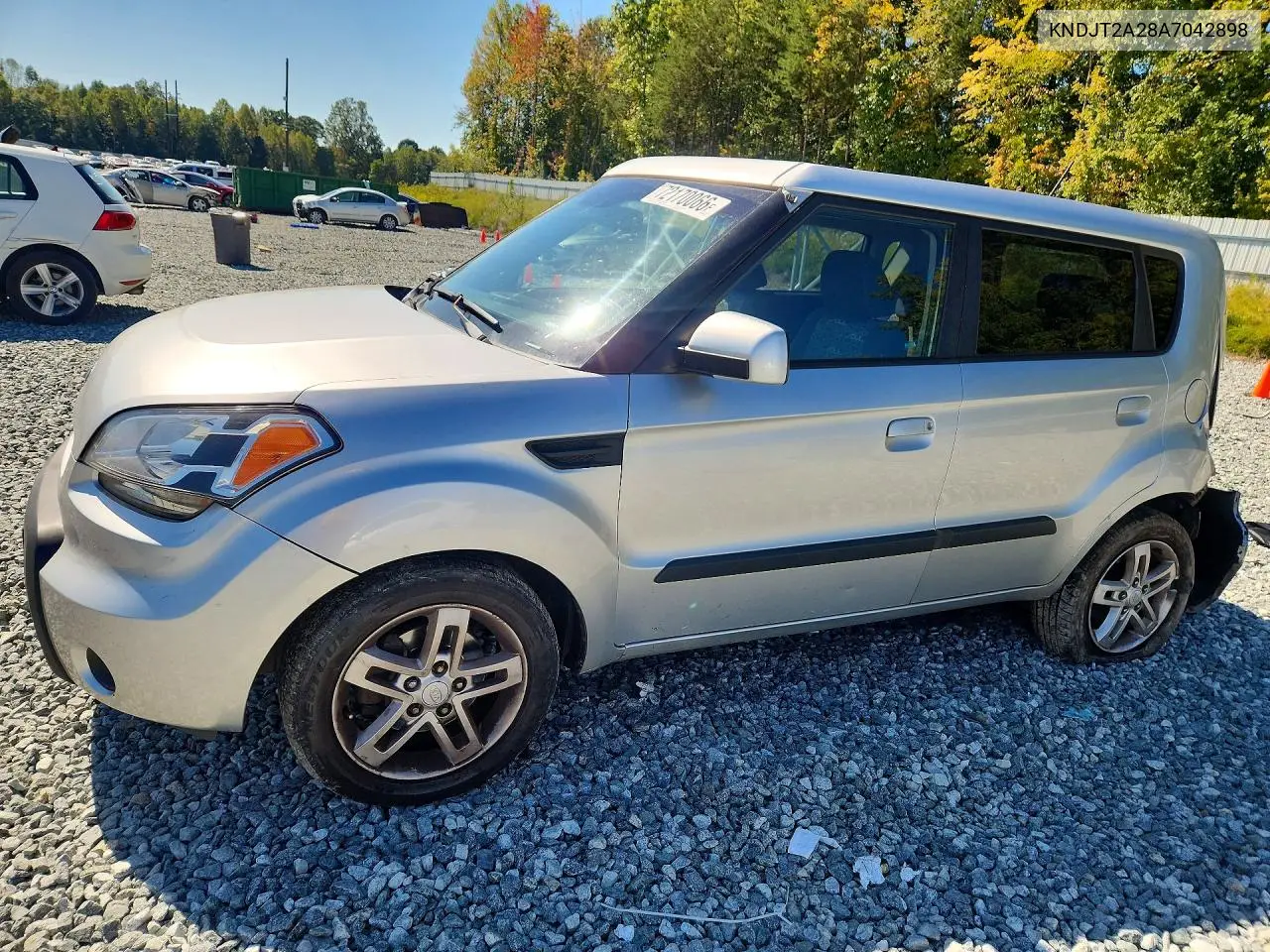 2010 Kia Soul + VIN KNDJT2A28A7042898 фото 1