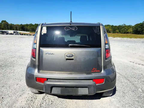 KNDJT2A27A7035456 — 2010 Kia Soul, фото 6 с аукциона Copart, Передняя часть