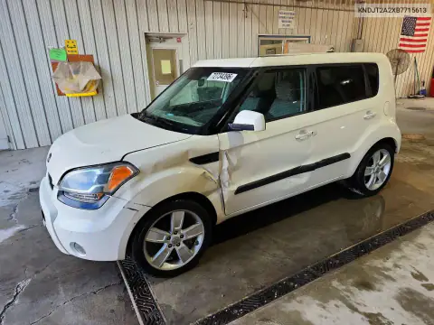 KNDJT2A2XB7715613 Kia Soul 2011 — повреждение Боковая часть, фото до ремонта