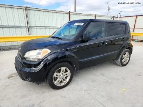 KNDJT2A21B7210690 — 2011 Kia Soul, Передняя часть, фото до ремонта