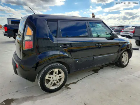 2011 Kia Soul + VIN KNDJT2A21B7210690 фото 3
