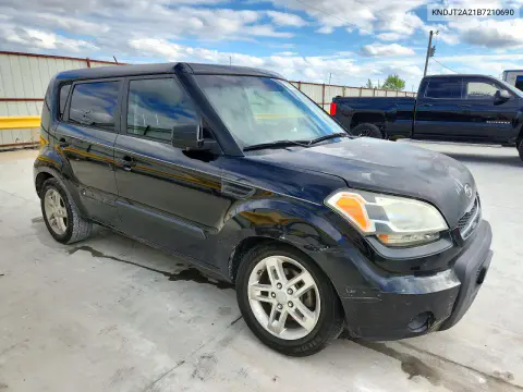 2011 Kia Soul + VIN KNDJT2A21B7210690 фото 4