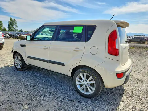 KNDJT2A63D7540028 — 2013 Kia Soul, фото 2 с аукциона Copart 06.10.2026, Передняя часть