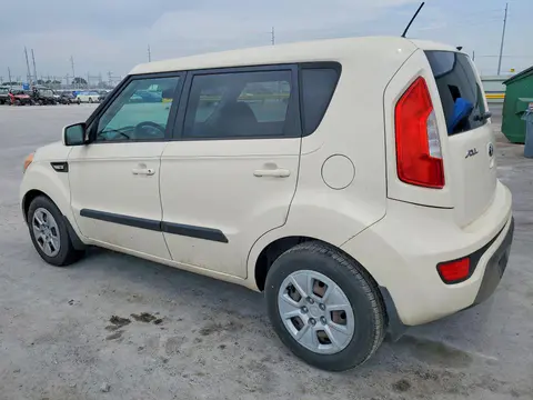 2013 KIA SOUL VIN KNDJT2A57D7768069 фото 2