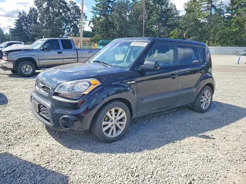 KNDJT2A57D7636395 — 2013 Kia Soul, Задняя часть (Rear End), фото до ремонта