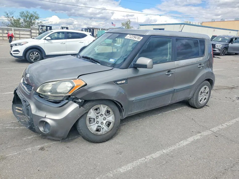 2013 KIA SOUL VIN KNDJT2A59D7613958 фото 1