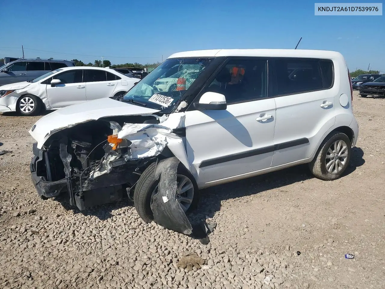 2013 Kia Soul + VIN KNDJT2A61D7539976 фото 1