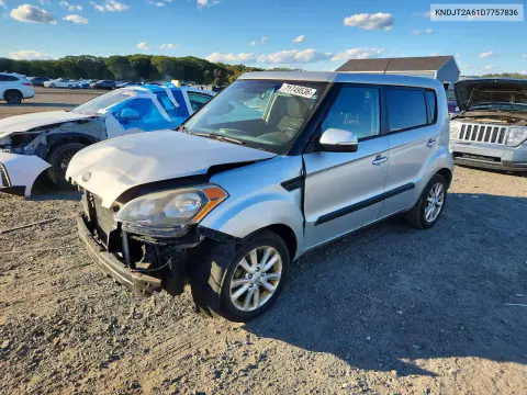 KNDJT2A61D7757836 — 2013 Kia Soul, Передняя часть, фото до ремонта