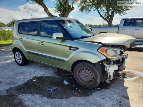 2013 Kia Soul Base VIN KNDJT2A54D7515565 фото 4
