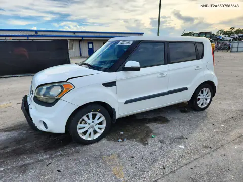 2013 Kia Soul + VIN KNDJT2A65D7585648 фото 1
