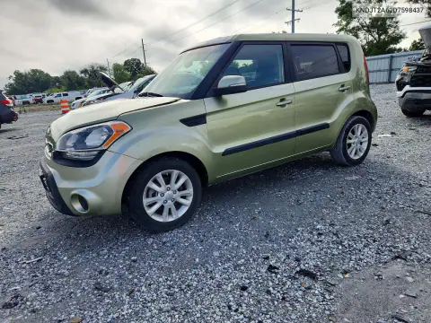 KNDJT2A62D7598437 — 2013 Kia Soul, Передняя часть, фото до ремонта